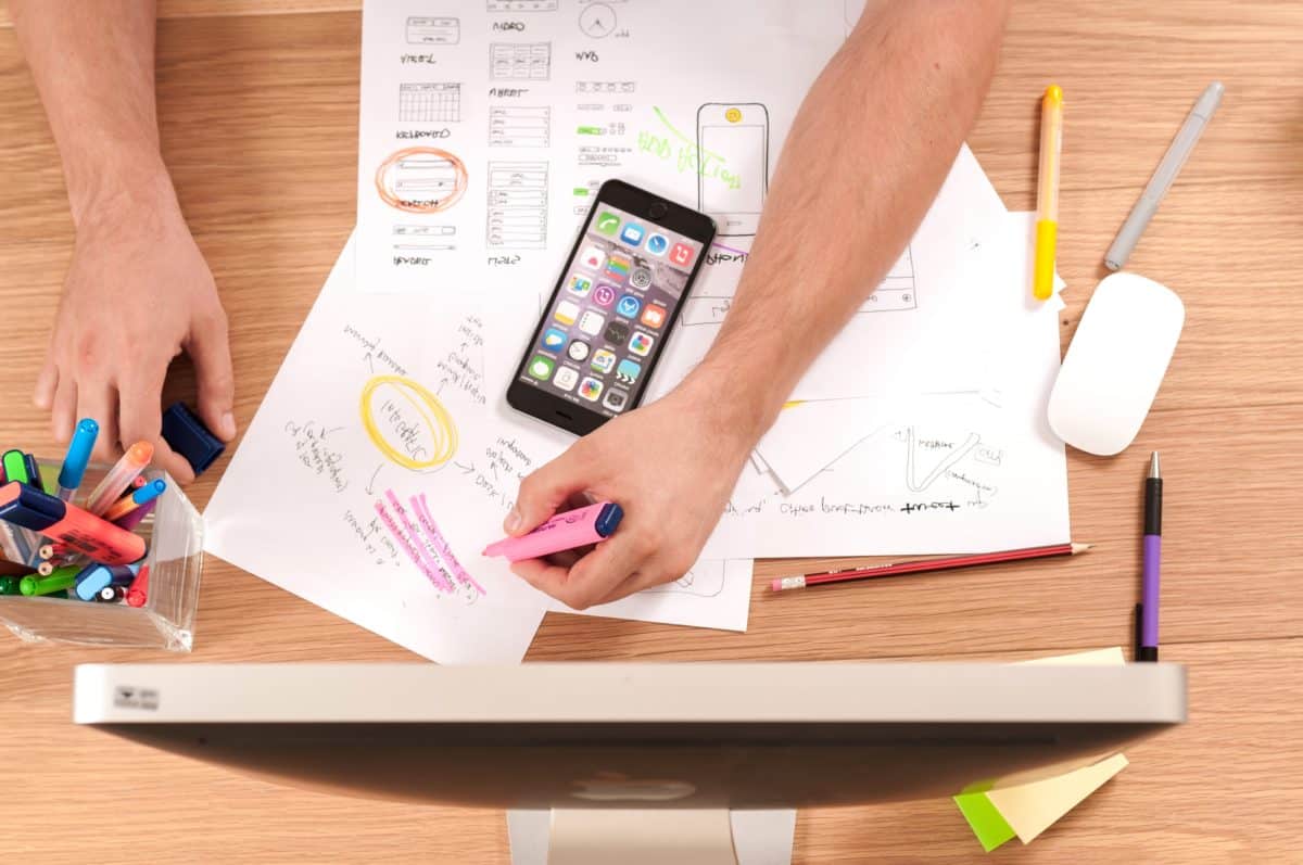 Learn what are the best methods of fundraising for nonprofits using social media. Raise more money for your campaigns and connect with your followers using these simple tips.
